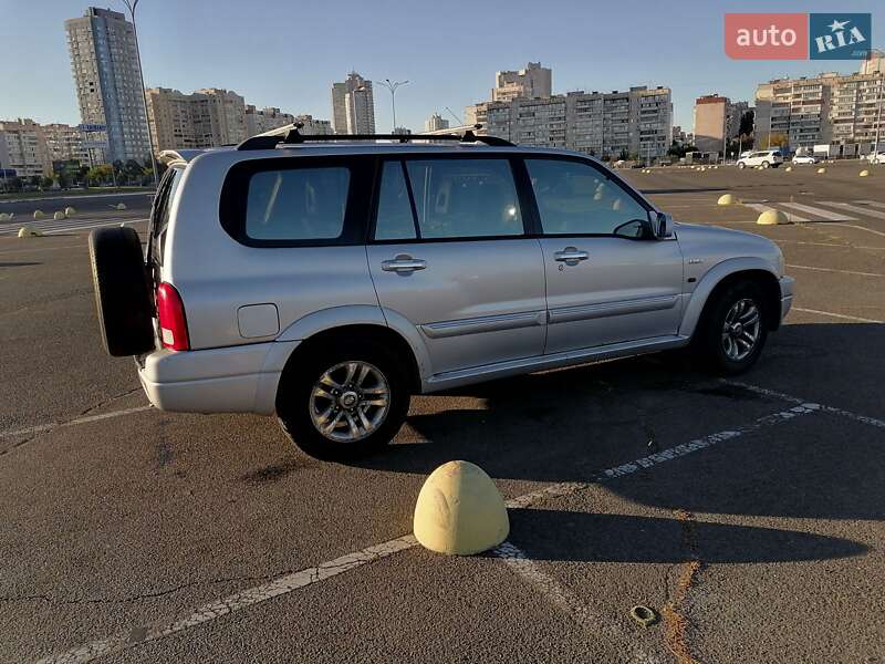 Внедорожник / Кроссовер Suzuki Grand Vitara XL7 2004 в Киеве фото 9 Внедорожник / Кроссовер Suzuki Grand Vitara XL7 2004 в Киеве