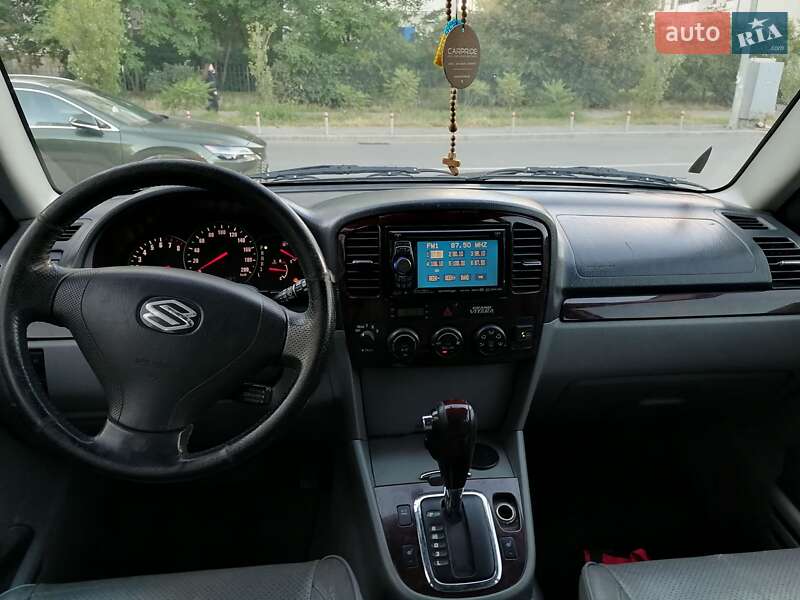 Внедорожник / Кроссовер Suzuki Grand Vitara XL7 2004 в Киеве фото 14 Внедорожник / Кроссовер Suzuki Grand Vitara XL7 2004 в Киеве