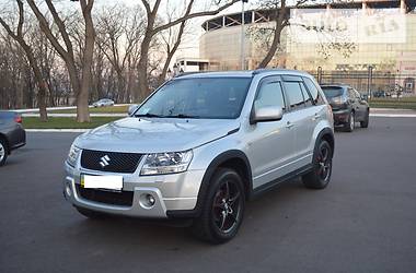 Позашляховик / Кросовер Suzuki Grand Vitara 2007 в 