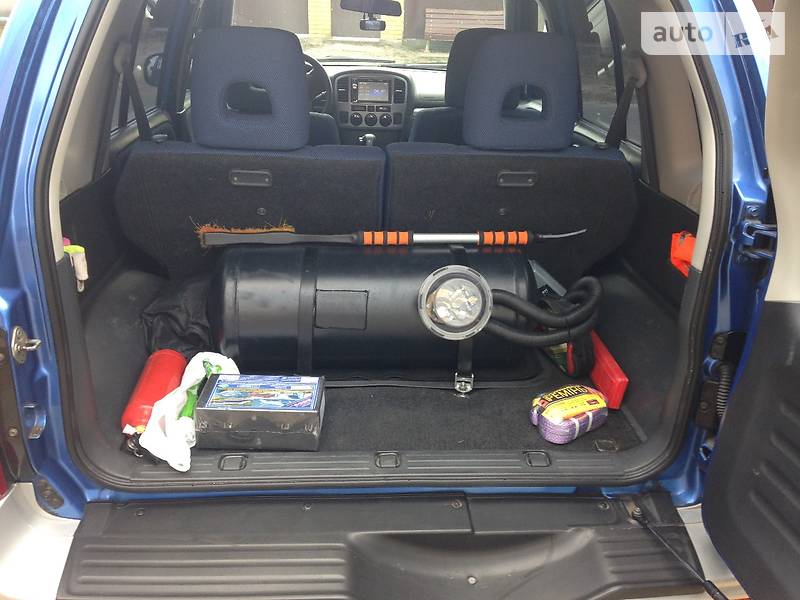 Внедорожник / Кроссовер Suzuki Grand Vitara 2003 в Киеве фото 5 Внедорожник / Кроссовер Suzuki Grand Vitara 2003 в Киеве