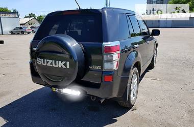 Позашляховик / Кросовер Suzuki Grand Vitara 2007 в 
