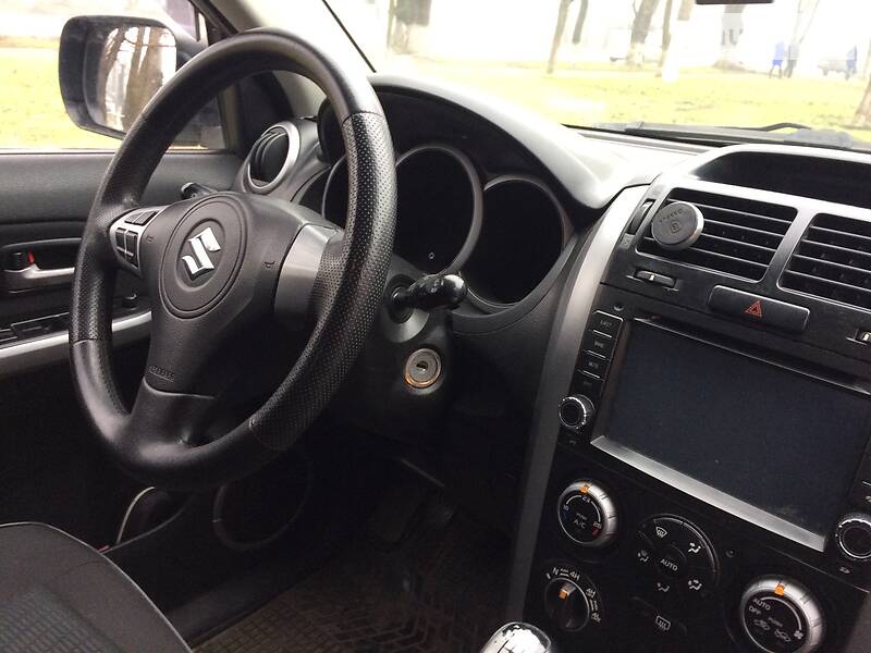 Позашляховик / Кросовер Suzuki Grand Vitara 2007 в Дніпрі фото 7 Позашляховик / Кросовер Suzuki Grand Vitara 2007 в Дніпрі