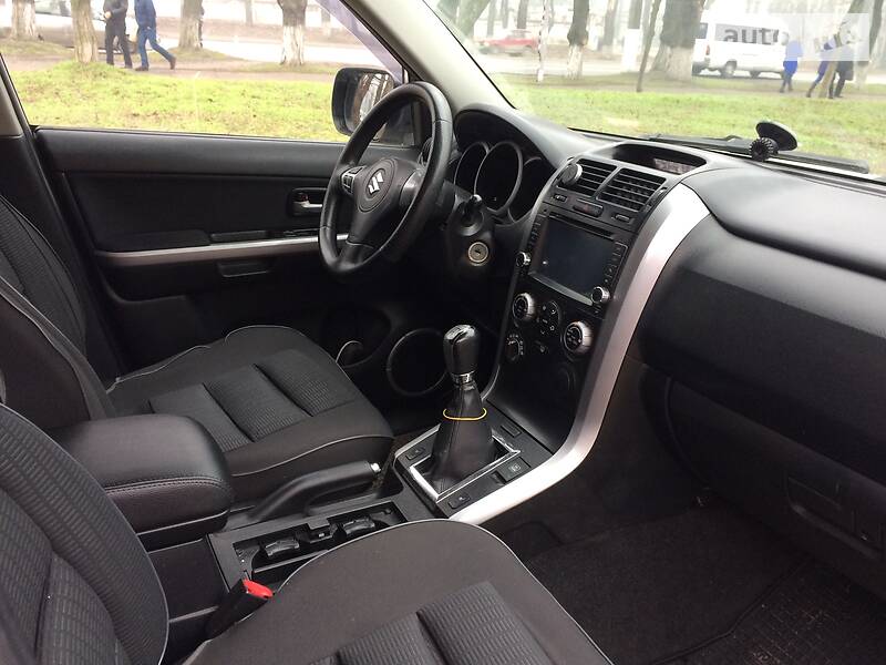 Позашляховик / Кросовер Suzuki Grand Vitara 2007 в Дніпрі фото Позашляховик / Кросовер Suzuki Grand Vitara 2007 в Дніпрі