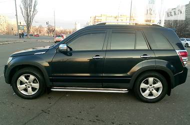 Позашляховик / Кросовер Suzuki Grand Vitara 2010 в 