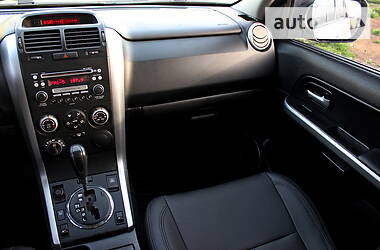 Позашляховик / Кросовер Suzuki Grand Vitara 2008 в 