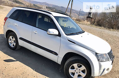 Позашляховик / Кросовер Suzuki Grand Vitara 2010 в 