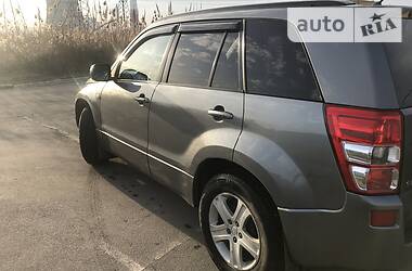 Позашляховик / Кросовер Suzuki Grand Vitara 2006 в 