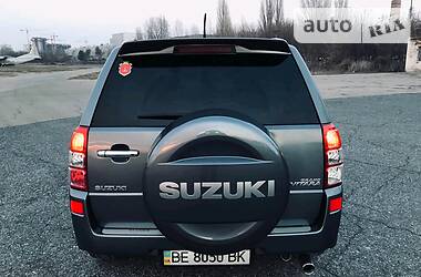 Позашляховик / Кросовер Suzuki Grand Vitara 2006 в 