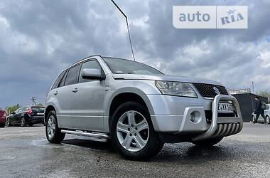 Универсал Suzuki Grand Vitara 2010 в Львове