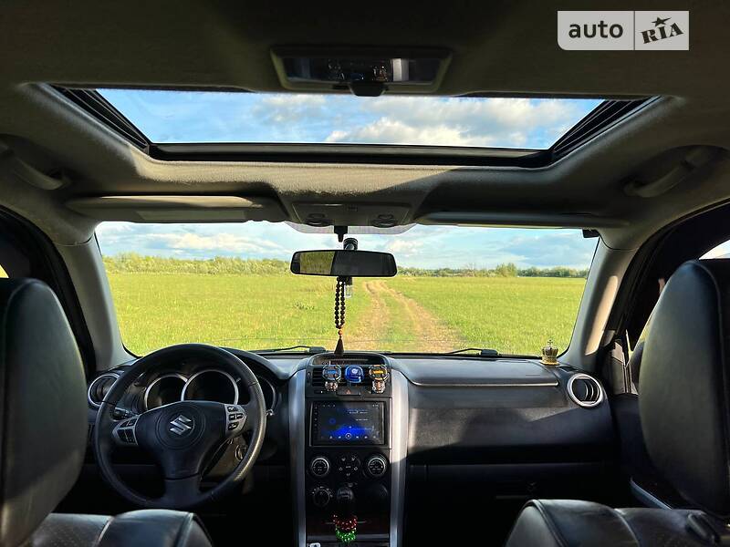 Внедорожник / Кроссовер Suzuki Grand Vitara 2005 в Сарнах