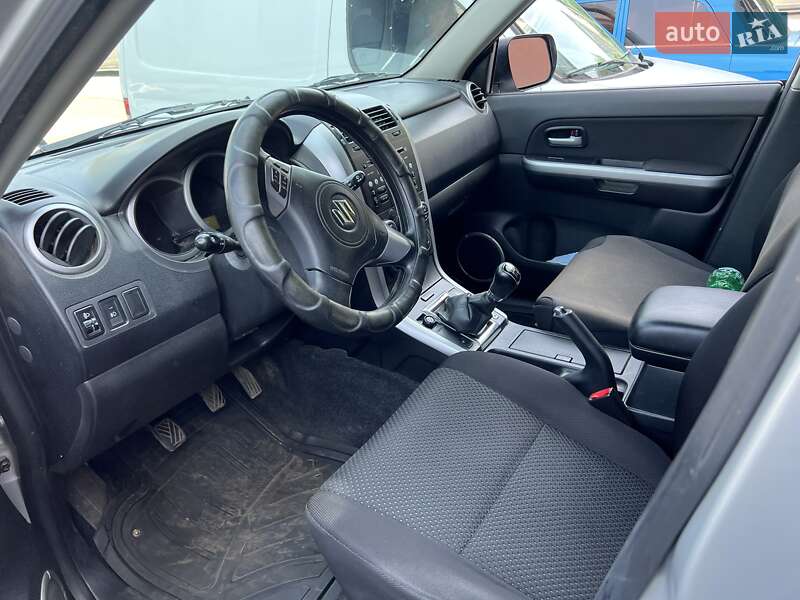 Внедорожник / Кроссовер Suzuki Grand Vitara 2008 в Днепре