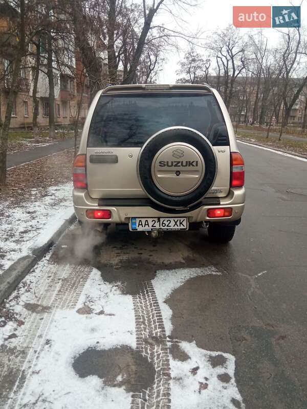 Внедорожник / Кроссовер Suzuki Grand Vitara 2003 в Киеве фото 5 Внедорожник / Кроссовер Suzuki Grand Vitara 2003 в Киеве