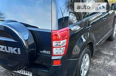 Седан Suzuki Grand Vitara 2008 в Хороле