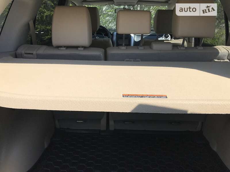 Седан Suzuki Grand Vitara 2012 в Киеве
