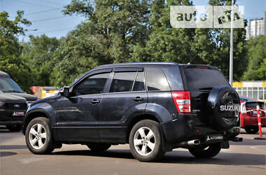 Внедорожник / Кроссовер Suzuki Grand Vitara 2010 в 