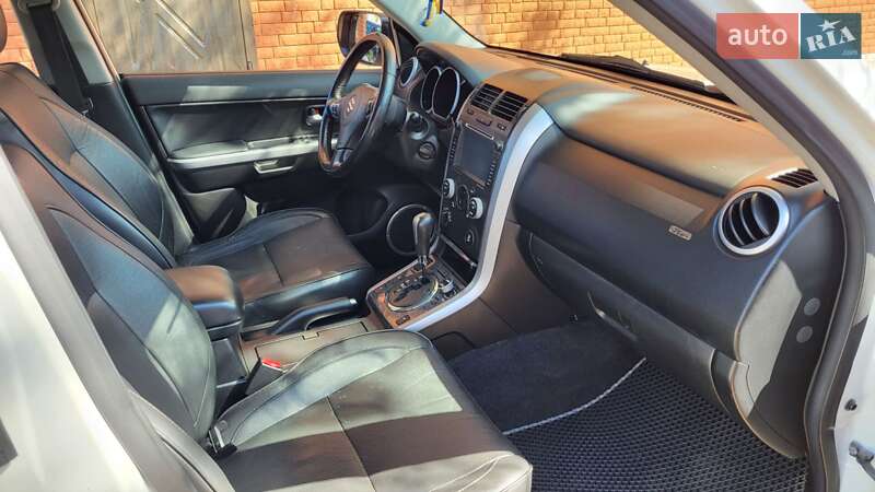 Внедорожник / Кроссовер Suzuki Grand Vitara 2012 в Киеве