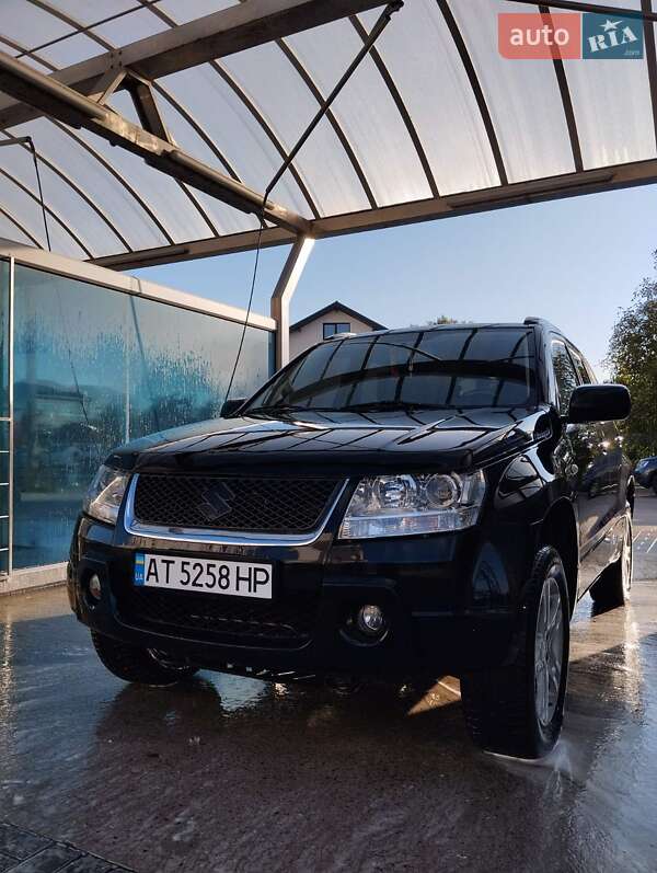 Внедорожник / Кроссовер Suzuki Grand Vitara 2006 в Сокирянах