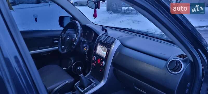 Внедорожник / Кроссовер Suzuki Grand Vitara 2012 в Киеве