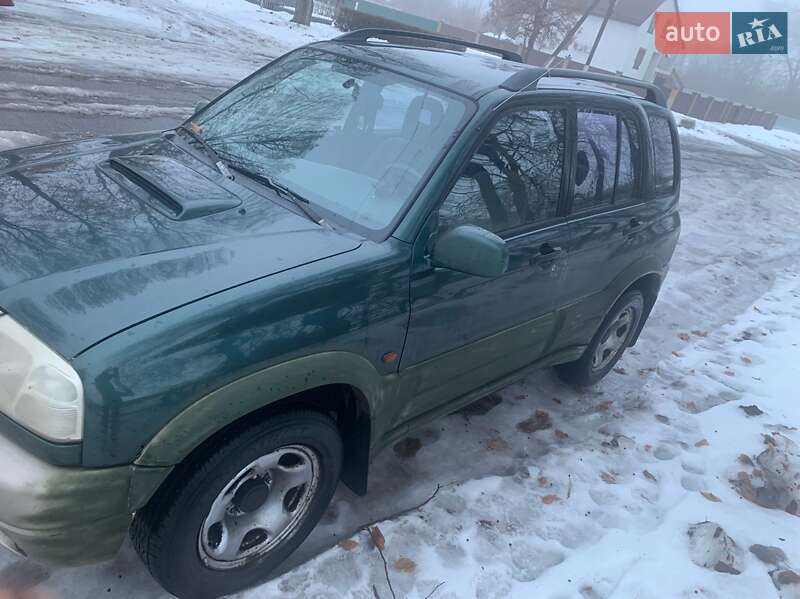 Позашляховик / Кросовер Suzuki Grand Vitara 2001 в Києві