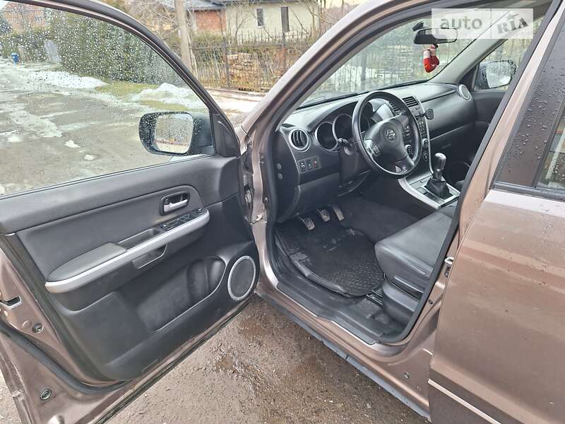 Внедорожник / Кроссовер Suzuki Grand Vitara 2015 в Львове