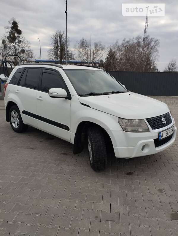 Позашляховик / Кросовер Suzuki Grand Vitara 2010 в Кагарлику