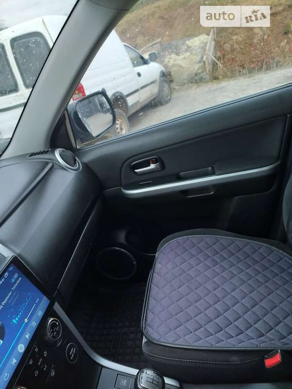 Внедорожник / Кроссовер Suzuki Grand Vitara 2008 в Турке фото 7 Внедорожник / Кроссовер Suzuki Grand Vitara 2008 в Турке