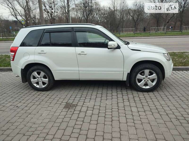 Внедорожник / Кроссовер Suzuki Grand Vitara 2010 в Львове фото 5 Внедорожник / Кроссовер Suzuki Grand Vitara 2010 в Львове