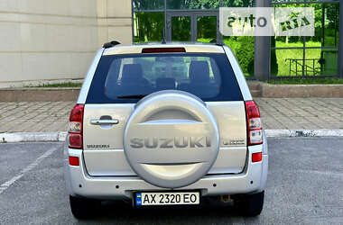 Позашляховик / Кросовер Suzuki Grand Vitara 2006 в Харкові