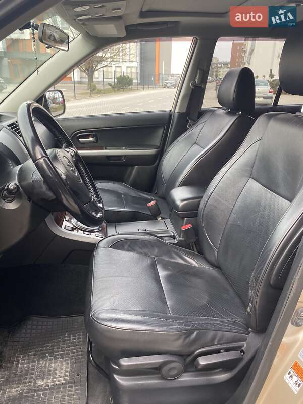 Внедорожник / Кроссовер Suzuki Grand Vitara 2006 в Львове