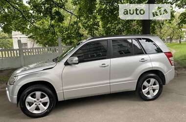 Внедорожник / Кроссовер Suzuki Grand Vitara 2008 в Киеве