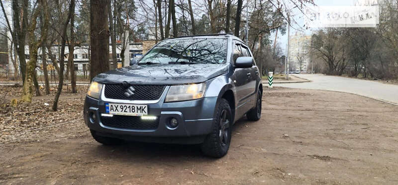 Позашляховик / Кросовер Suzuki Grand Vitara 2006 в Києві