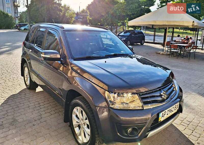Внедорожник / Кроссовер Suzuki Grand Vitara 2015 в 