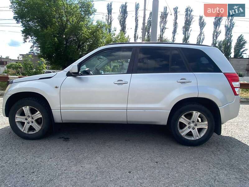 Внедорожник / Кроссовер Suzuki Grand Vitara 2006 в Киеве фото 3 Внедорожник / Кроссовер Suzuki Grand Vitara 2006 в Киеве
