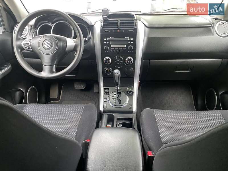Внедорожник / Кроссовер Suzuki Grand Vitara 2006 в Киеве фото 7 Внедорожник / Кроссовер Suzuki Grand Vitara 2006 в Киеве