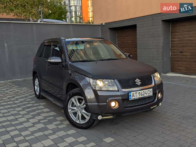 Позашляховик / Кросовер Suzuki Grand Vitara 2008 в Івано-Франківську