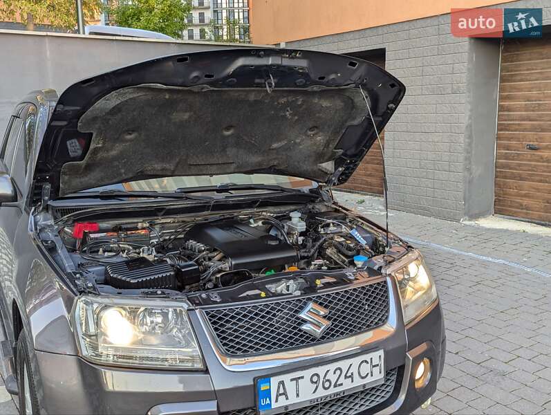 Позашляховик / Кросовер Suzuki Grand Vitara 2008 в Івано-Франківську