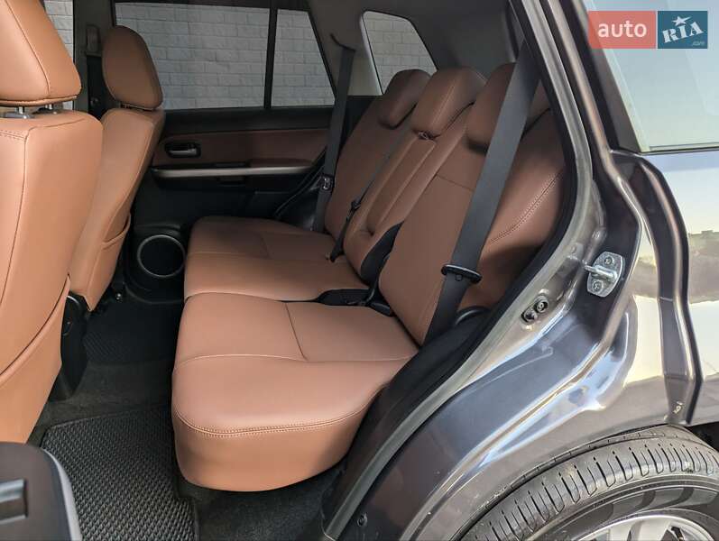 Позашляховик / Кросовер Suzuki Grand Vitara 2008 в Івано-Франківську