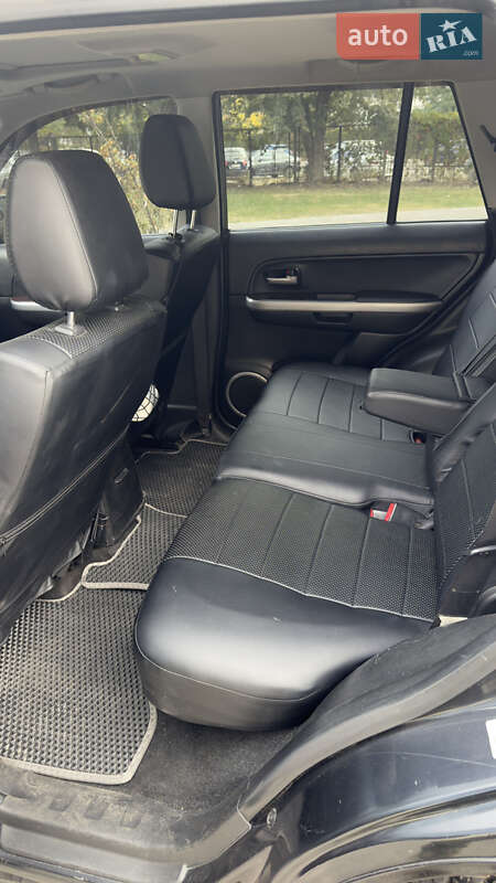 Внедорожник / Кроссовер Suzuki Grand Vitara 2007 в Киеве