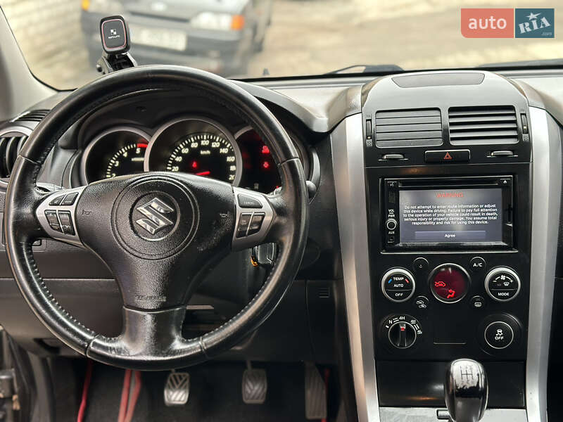 Внедорожник / Кроссовер Suzuki Grand Vitara 2014 в Николаеве