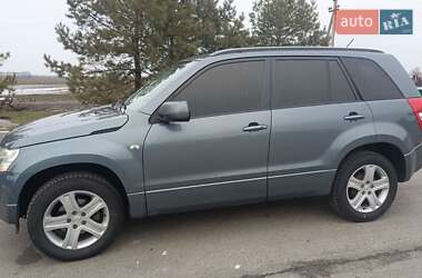 Позашляховик / Кросовер Suzuki Grand Vitara 2006 в Мені