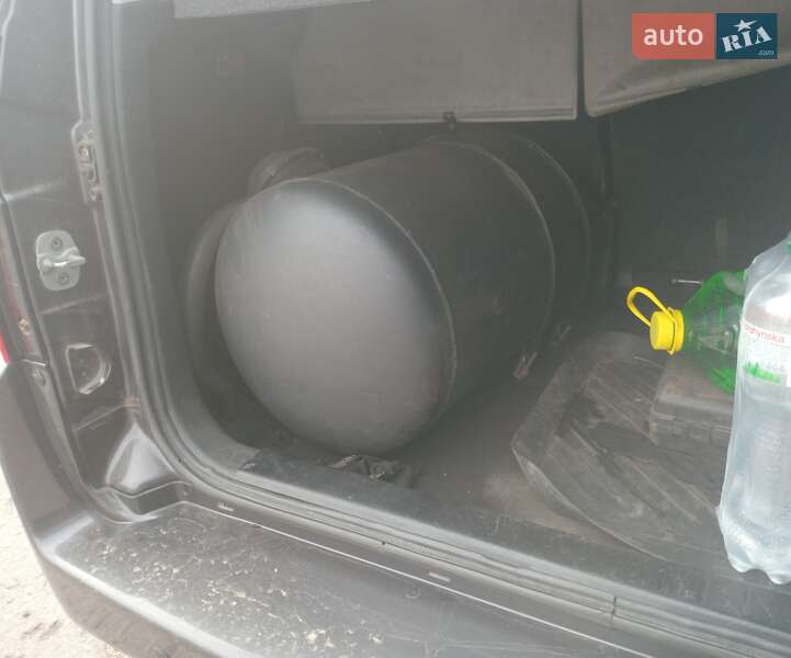 Внедорожник / Кроссовер Suzuki Grand Vitara 2008 в Карловке