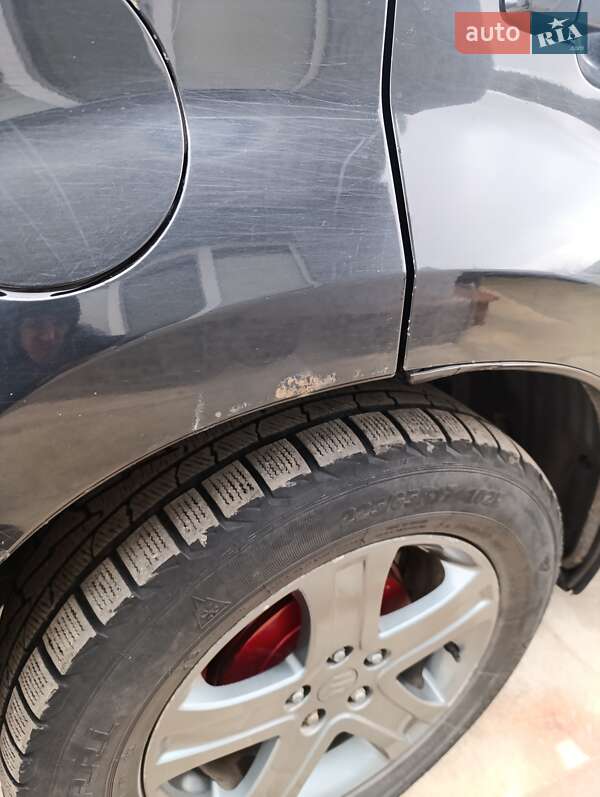 Внедорожник / Кроссовер Suzuki Grand Vitara 2006 в Первомайске