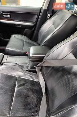 Позашляховик / Кросовер Suzuki Grand Vitara 2006 в Первомайську