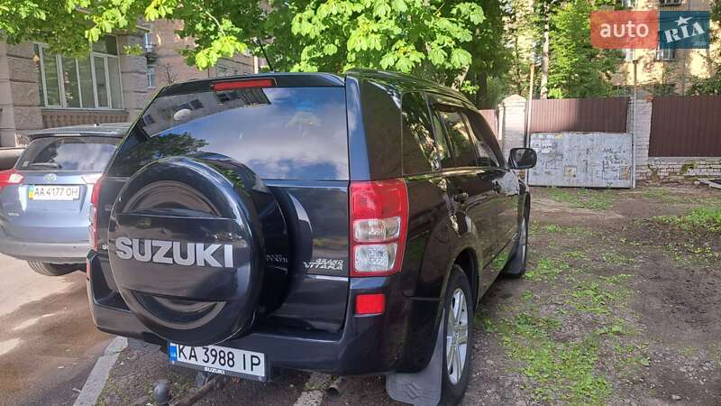 Внедорожник / Кроссовер Suzuki Grand Vitara 2008 в Киеве