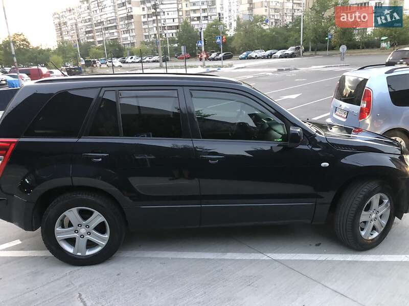 Внедорожник / Кроссовер Suzuki Grand Vitara 2007 в Киеве