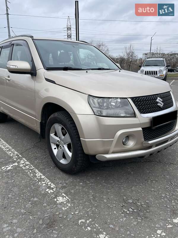Позашляховик / Кросовер Suzuki Grand Vitara 2008 в Києві