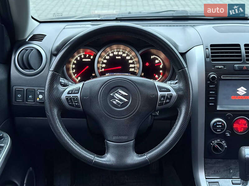 Внедорожник / Кроссовер Suzuki Grand Vitara 2010 в Хмельницком