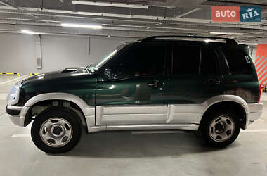 Внедорожник / Кроссовер Suzuki Grand Vitara 2001 в 