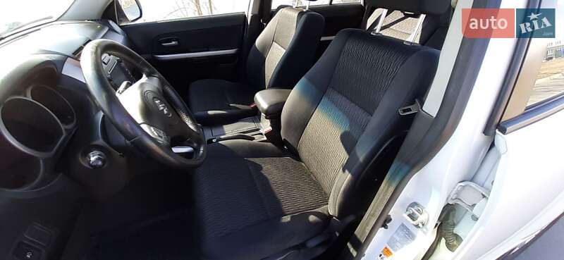 Внедорожник / Кроссовер Suzuki Grand Vitara 2013 в Василькове