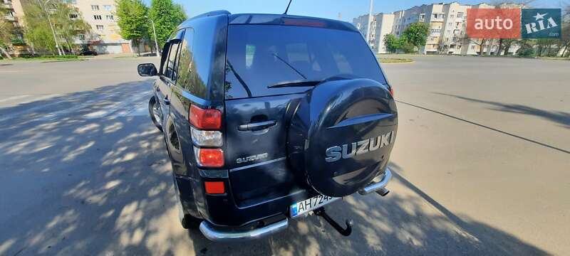 Внедорожник / Кроссовер Suzuki Grand Vitara 2006 в Черкассах